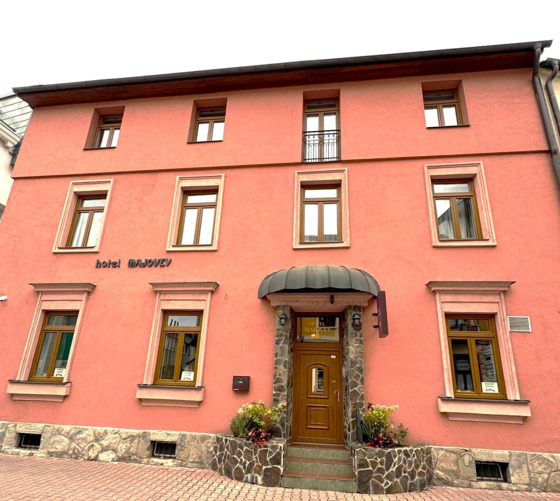 Hotel Majovey Žilina Exterior foto
